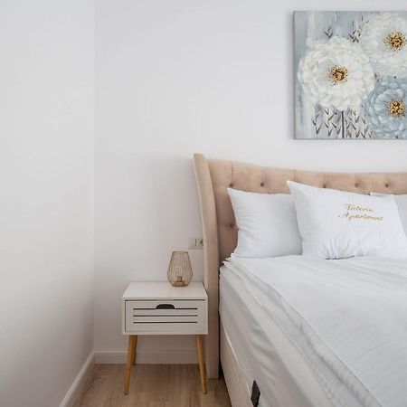 Apartament Victoria ซาตูมาเร ภายนอก รูปภาพ